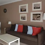 Rf La Quinta Park Apartament *