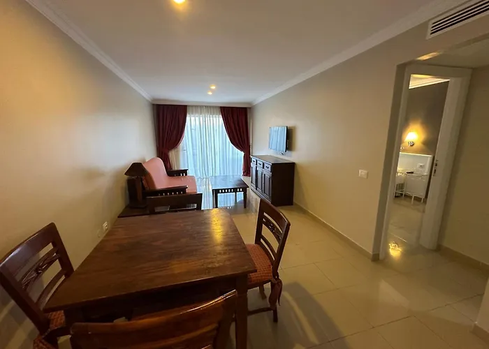 Rf La Quinta Park Апартаменты Санта-Урсула